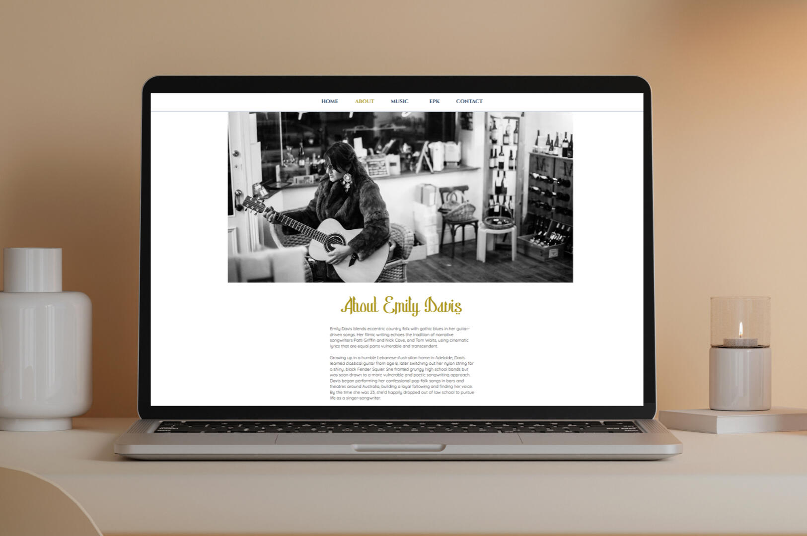 Emily Davis website - laptop Emily Davis website - laptop mockup